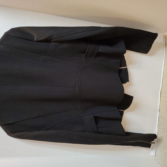 Black Blazer with Zipper Detail - Picture 8 of 9